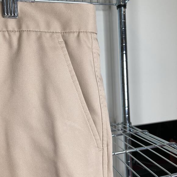 J McLaughlin Men's Beige Chino Shorts 10" Size 40 Resort Basics Khakis Casual - Picture 10 of 13